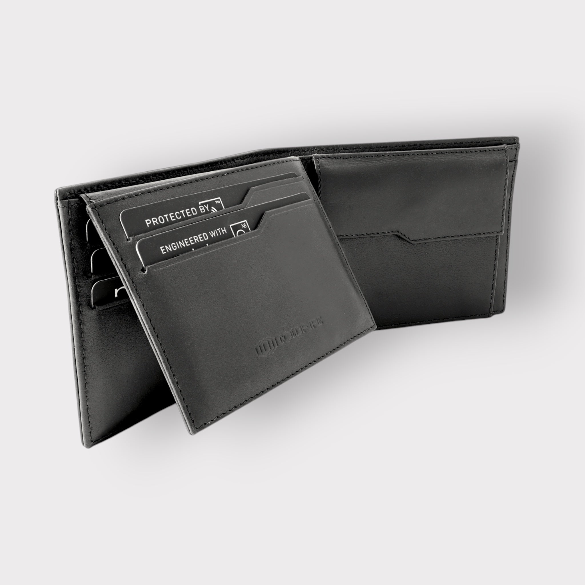 carbon-fiber-wallet-with-coin-pocket-and-id - front